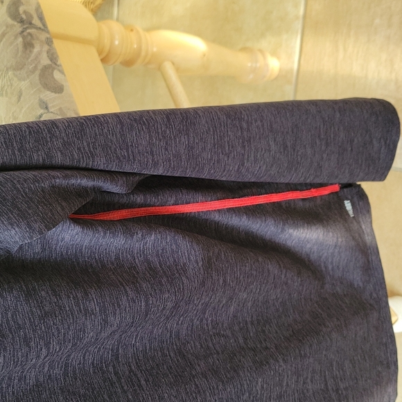 Fila sport black with red accent on sides  long sleeve  extra large - Picture 4 of 9